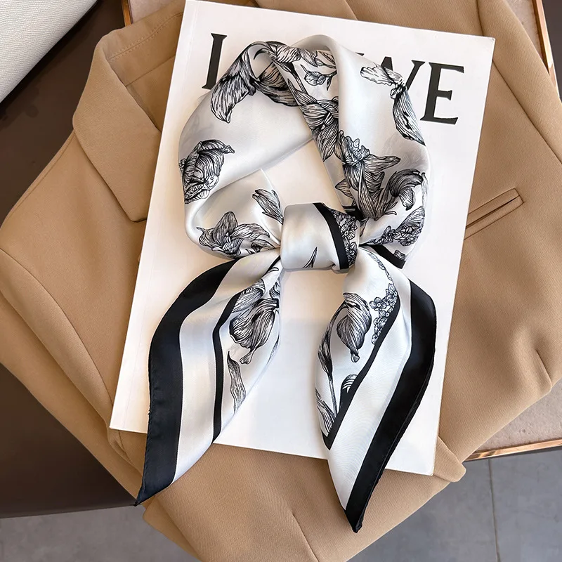 Luxury Bags Online - 70*70ซมผ้าผ้าพันคอสี่เหลี่ยมจัตุรัสผ้าไหม Sablon Bunga หรูหราผ้าพันศีรษะสำหรับสตรีผ้าพันผมพันมือกระเป๋าริบบิ้นผ้าพันศีรษะฮิญาบผ้าซาตินนุ่ม