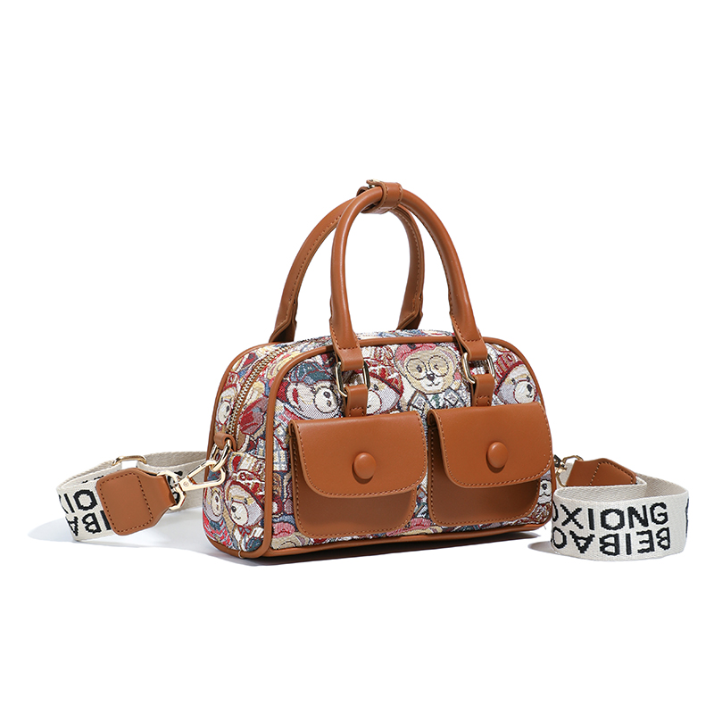 กระเป๋าถือผู้หญิงขนาดเล็ก รุ่น - Luxury Bags News บทวิจารณ์และราคา