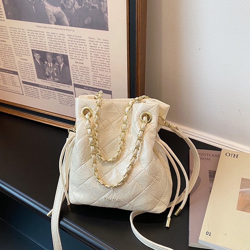กระเป๋าถือทรงถังแบบมีสายรูดสำห - Chain Crossbody Quilted บทวิจารณ์และราคา