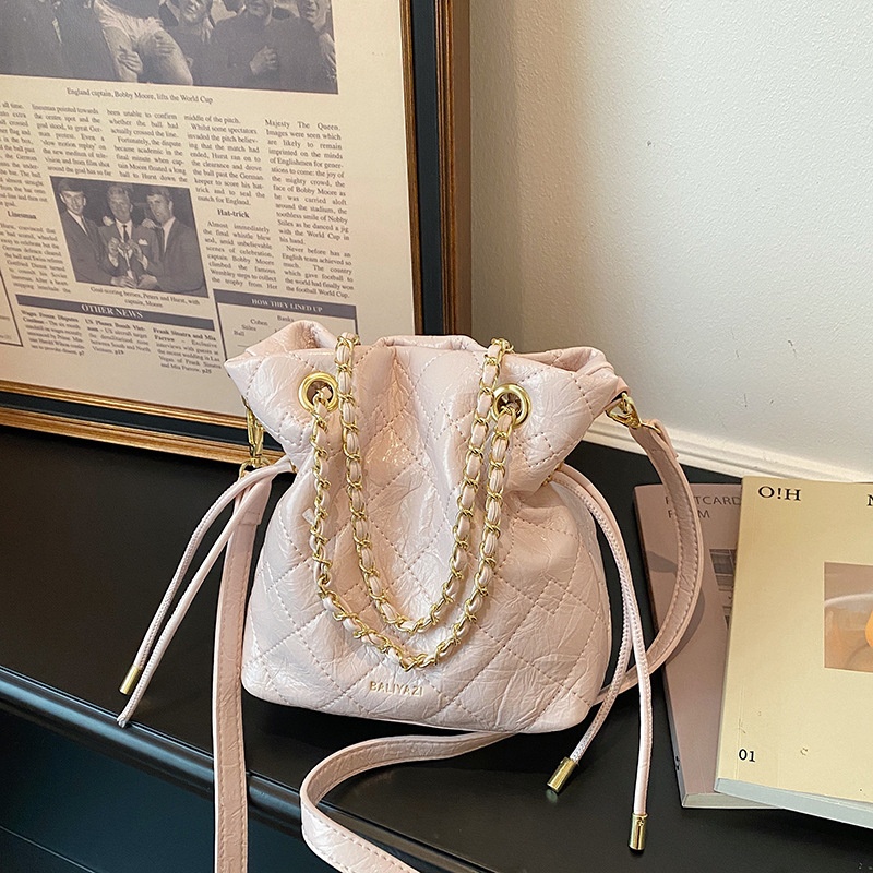 กระเป๋าถือทรงถังแบบมีสายรูดสำห - Chain Crossbody Quilted บทวิจารณ์และราคา