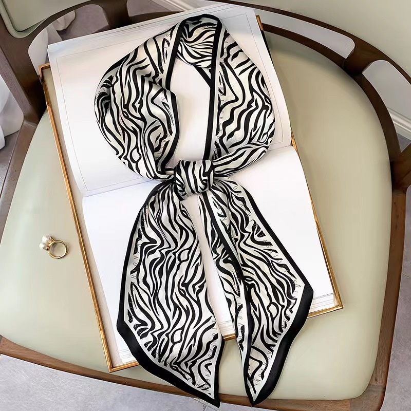 ผ้าพันคอไหมพิมพ์ลายม้าลายสุดหร - Luxury Bags Trending บทวิจารณ์และราคา