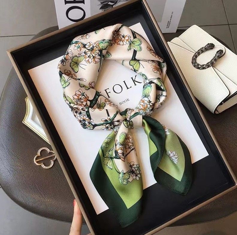 แฟชั่นหรูหราพิมพ์ 70*70 ซม.ผ้า - Luxury Bags Online บทวิจารณ์และราคา