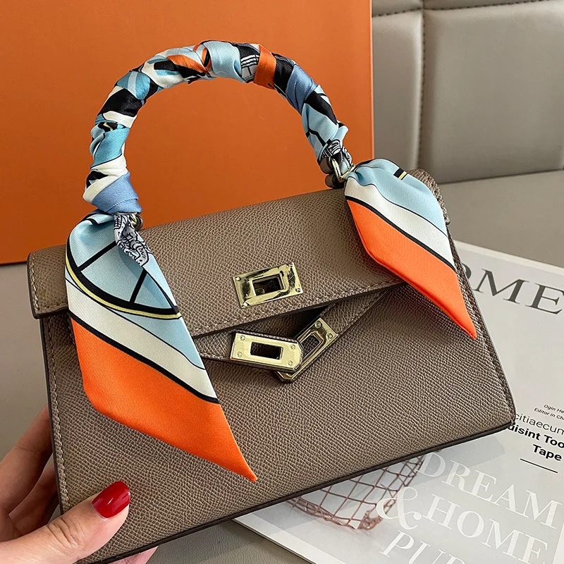 แบรนด์หรูพิมพ์สายคล้องกระเป๋าผ - Luxury Bags Online บทวิจารณ์และราคา