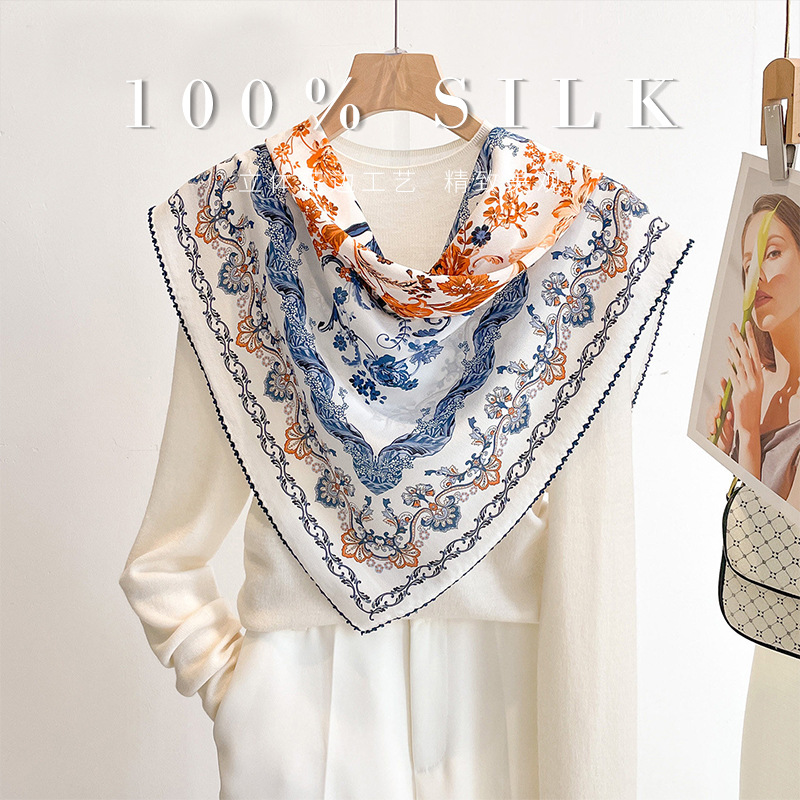 ผ้าพันคอไหมแท้ 100% ลายดอกไม้บ - Luxury Bags Online บทวิจารณ์และราคา